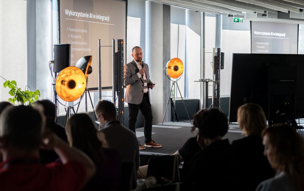 Zdjęcie z konferencji Zintegrowany Biznes - prezentacja o automatyzacji